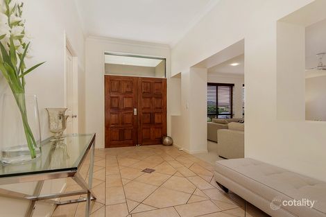Property photo of 15 Dallow Crescent Helensvale QLD 4212