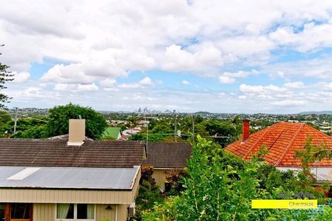 Property photo of 18 Bowd Parade Wavell Heights QLD 4012