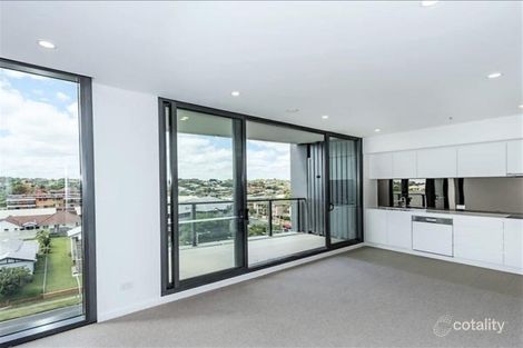 31005/300 Old Cleveland Rd, Coorparoo, QLD 4151