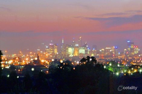 Property photo of 11 Pinnacle Crescent Bulleen VIC 3105