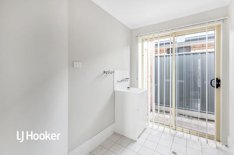 Property photo of 30 Wattlebird Drive Burton SA 5110
