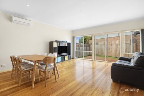 Property photo of 2/36 Jindabyne Avenue Chadstone VIC 3148