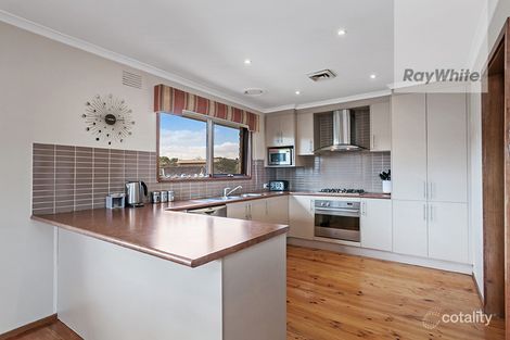 Property photo of 3 Britten Court Bundoora VIC 3083