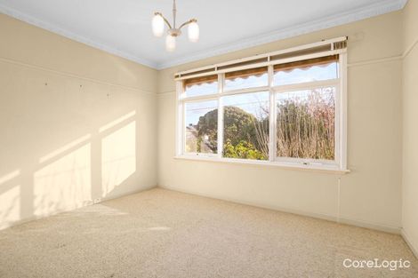 Property photo of 60 Hillview Avenue Mount Waverley VIC 3149