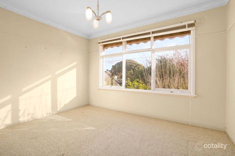 Property photo of 60 Hillview Avenue Mount Waverley VIC 3149