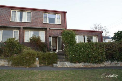 1/10 Braddon Ave, Sandy Bay, TAS 7005