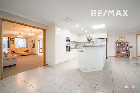 Property photo of 22 Balala Crescent Bourkelands NSW 2650