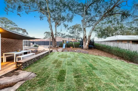 Property photo of 2/16 Piper Crescent Eltham VIC 3095