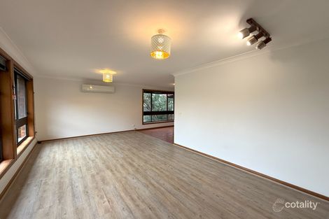 Property photo of 12 Alverstoke Close Bomaderry NSW 2541
