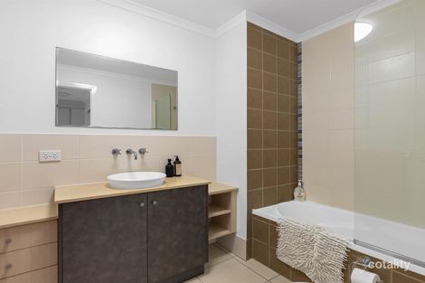 Property photo of 20/1804 Captain Cook Highway Clifton Beach QLD 4879