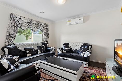 Property photo of 12 Farmers Way Point Cook VIC 3030
