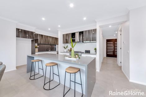 Property photo of 13 Stonemason Road Clyde North VIC 3978