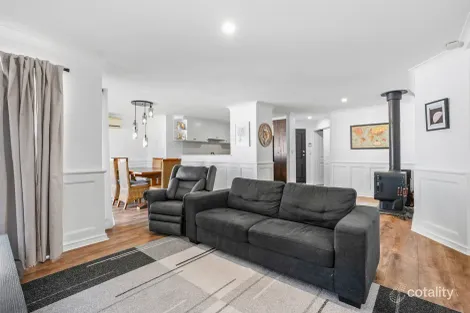 Property photo of 24 Manly Crescent Warnbro WA 6169