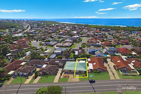 Property photo of 2/15 Caves Beach Road Caves Beach NSW 2281