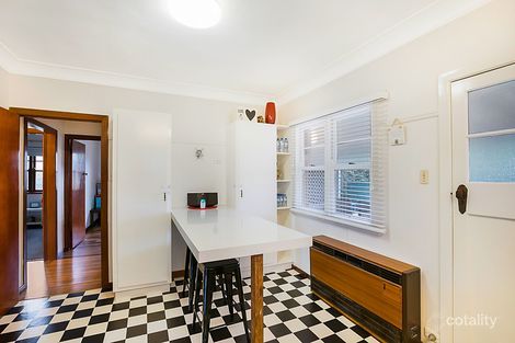 Property photo of 7 Macquarie Street Centenary Heights QLD 4350