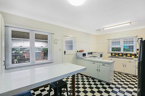 Property photo of 7 Macquarie Street Centenary Heights QLD 4350