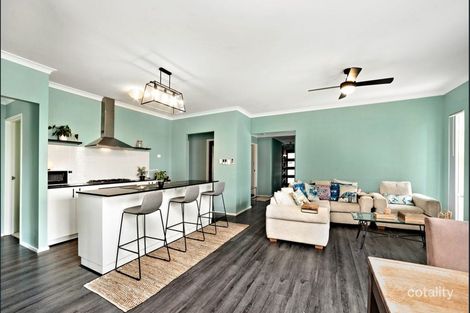 Property photo of 11 Hurlingham Loop Meadow Springs WA 6210