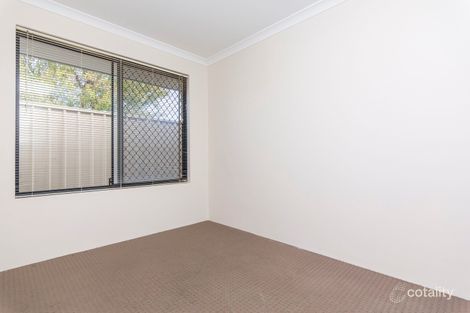 Property photo of 28 Farmfield Way Morley WA 6062