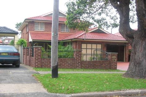 32 Castlereagh St, Concord, NSW 2137