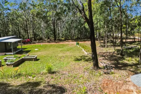 4 Island Otlk, Macleay Island, QLD 4184