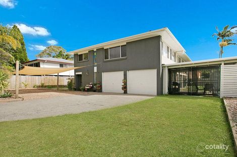 19 School Rd, Wynnum West, QLD 4178