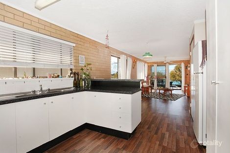 Property photo of 2/14 Esplanade Golden Beach QLD 4551
