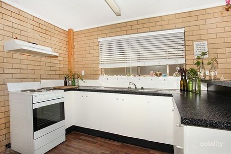 Property photo of 2/14 Esplanade Golden Beach QLD 4551