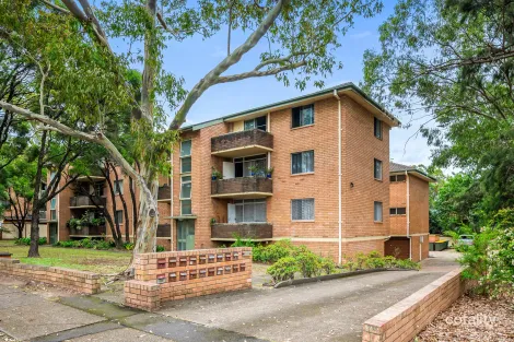 Property photo of 18/9-15 Arthur Street Merrylands West NSW 2160