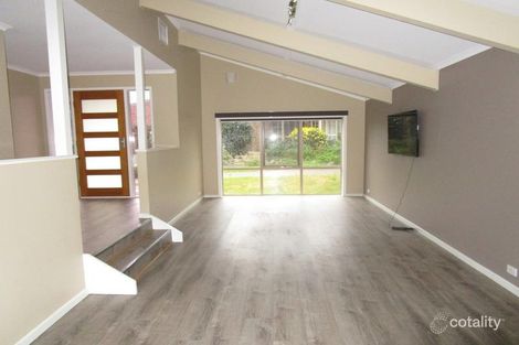 Property photo of 2 Lucy Place Ringwood North VIC 3134
