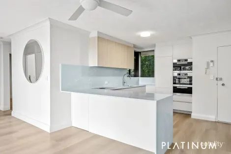 2/24 Panorama Dr, Currumbin, QLD 4223