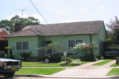 19 Byrnes St, South Granville, NSW 2142