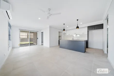 Property photo of 32 Hydrangea Avenue Redland Bay QLD 4165