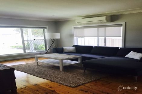 Property photo of 8 Elsdon Street Redhead NSW 2290