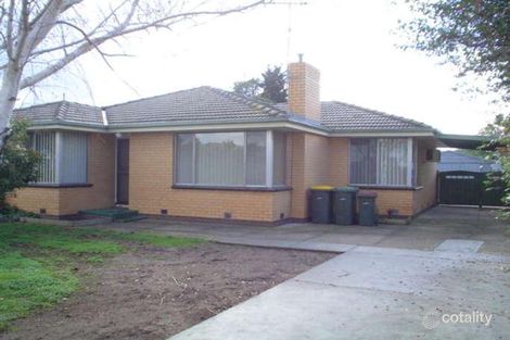Property photo of 37 Bank Street Lara VIC 3212