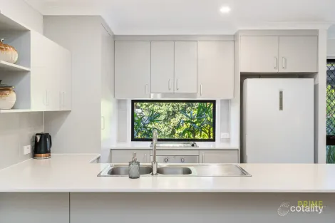 Property photo of 29 Oceanblue Boulevard Pialba QLD 4655