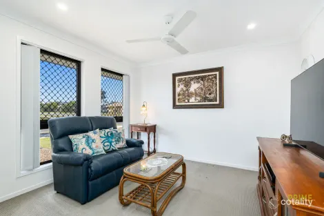 Property photo of 29 Oceanblue Boulevard Pialba QLD 4655