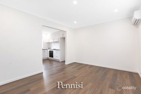 Property photo of 1/67 Hoffmans Road Niddrie VIC 3042