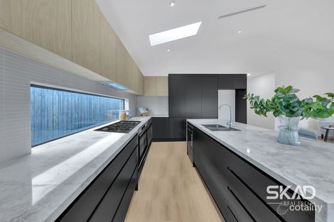 Property photo of 8 Candy Road Greenvale VIC 3059