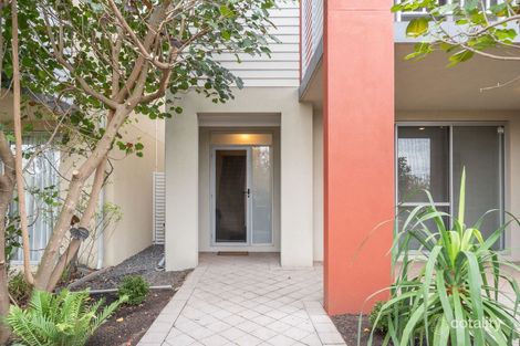 Property photo of 10 Congenial Loop Atwell WA 6164