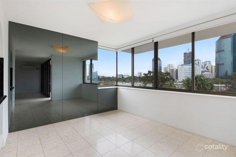 Property photo of 11/245 Main Street Kangaroo Point QLD 4169