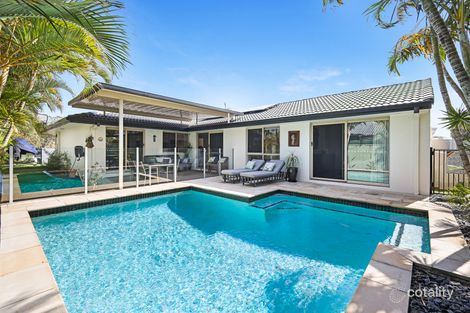 46 LAKEFIELD CRES, PARADISE POINT, QLD 4216