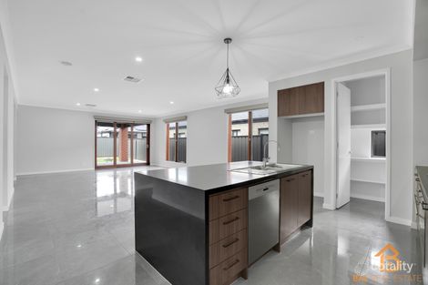 Property photo of 44 Goodison Grove Mount Cottrell VIC 3024