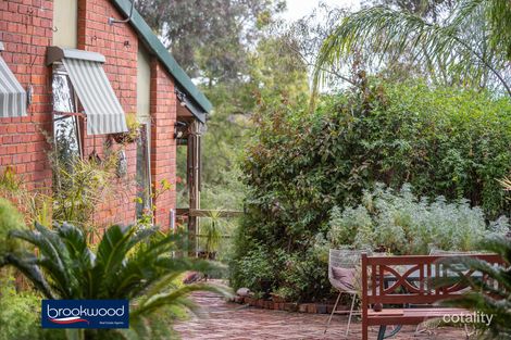 Property photo of 27 Michael Crescent Boya WA 6056
