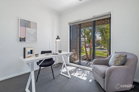 Property photo of 39 Burrora Way Craigieburn VIC 3064