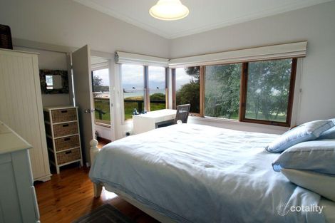 Property photo of 48 Beach Parade Guerilla Bay NSW 2536