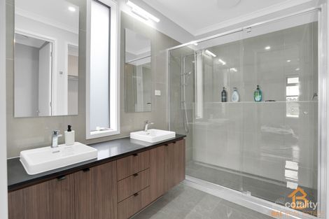 Property photo of 44 Goodison Grove Mount Cottrell VIC 3024