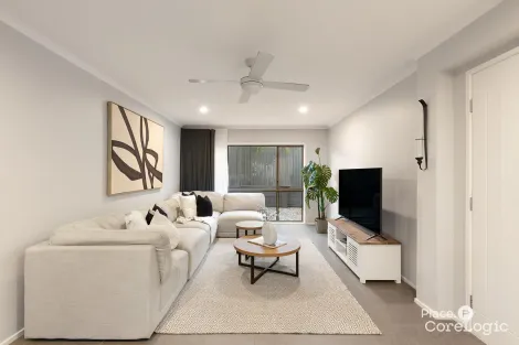 Property photo of 64 Oakley Street Carindale QLD 4152