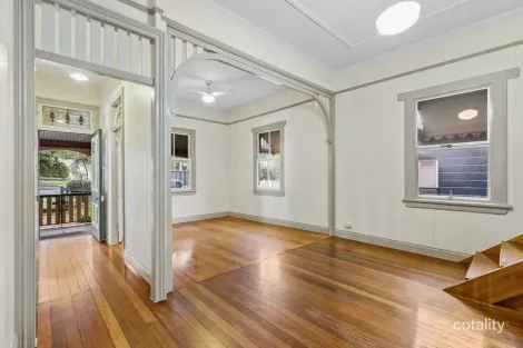 Property photo of 17 Gloucester Street Highgate Hill QLD 4101