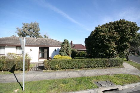 18 Sandra Ct, Knoxfield, VIC 3180