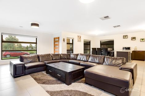 Property photo of 16 Turon Way Tarneit VIC 3029